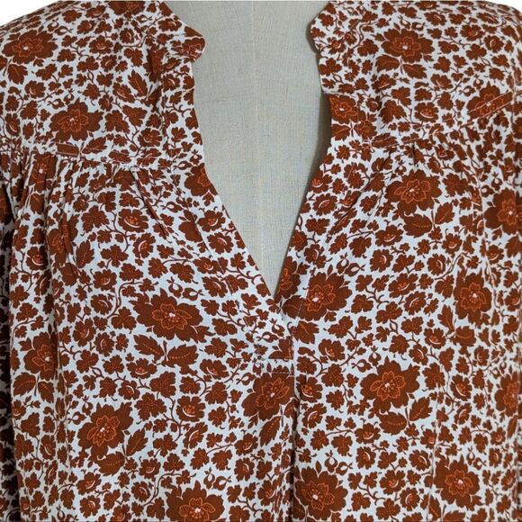 Treasure & Bond Rust and White Patterned Pull Over Blouse Top NWT - Picture 2 of 7